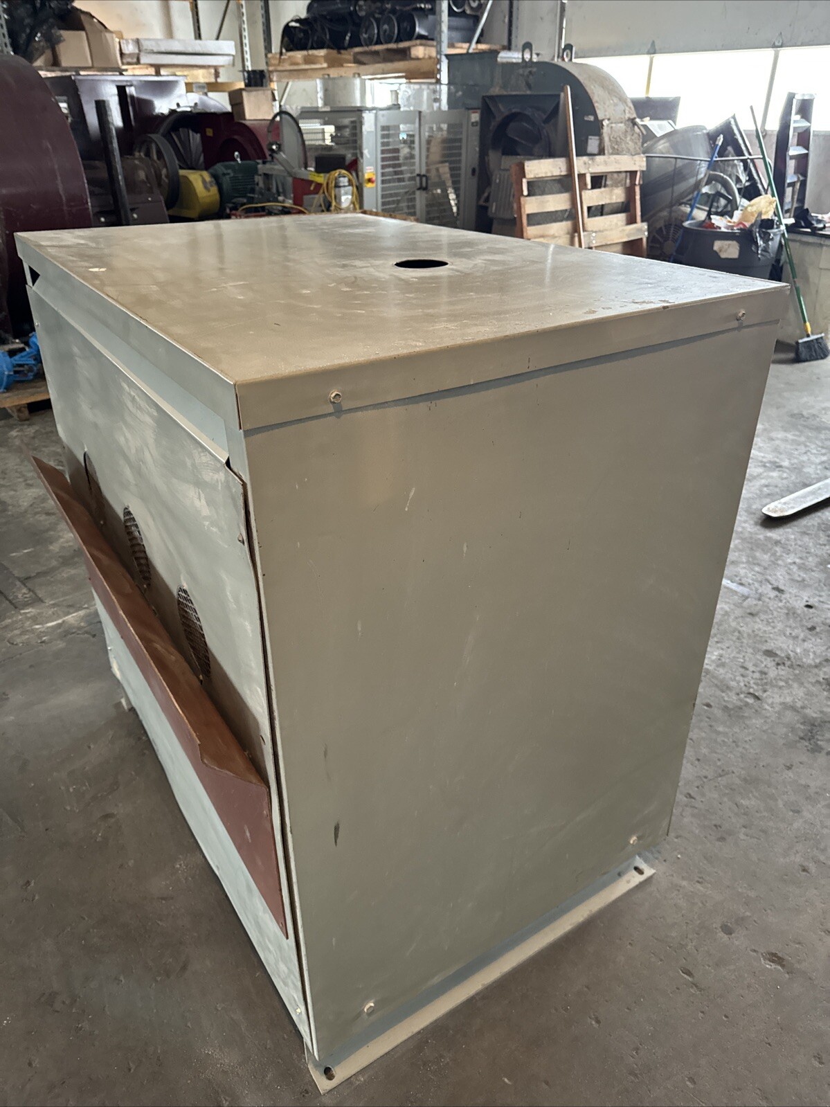 Hitran DIT 3 Phase Transformer D3012244H6, 220Kva 460Y/266