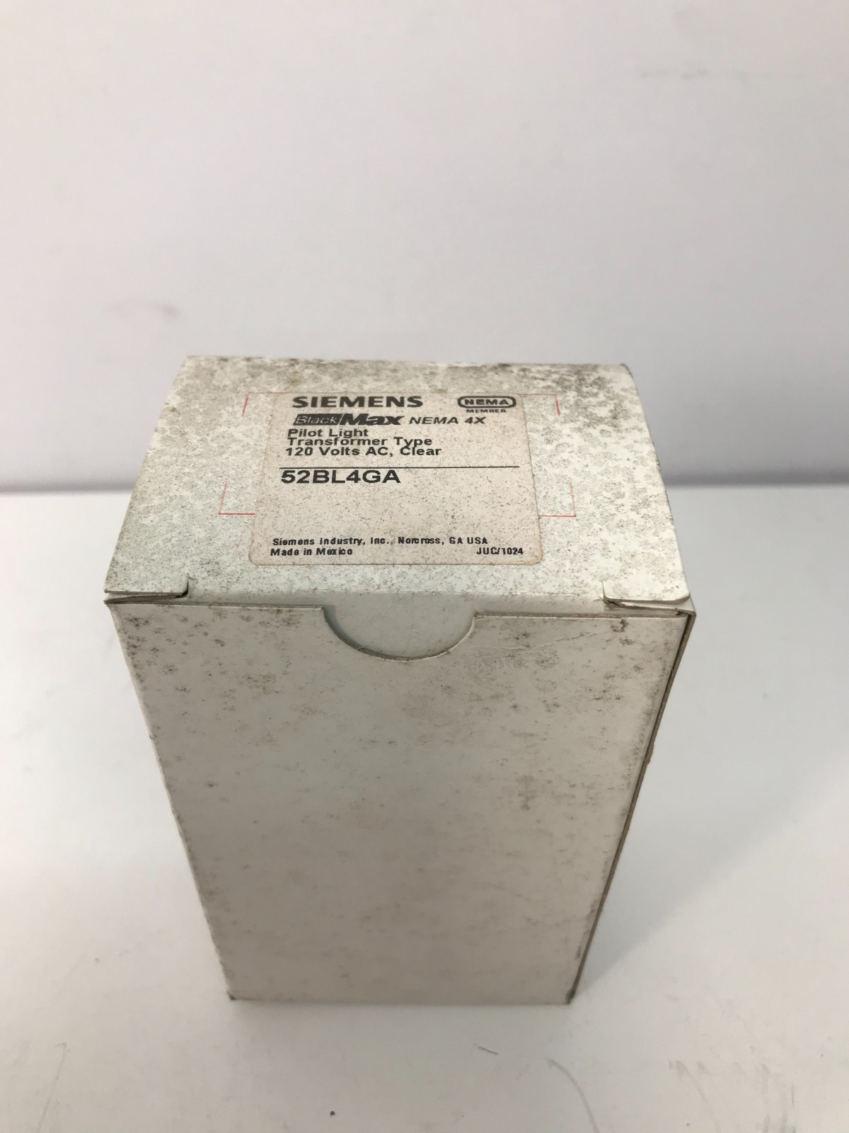 Siemens 52BL4GA Pilot Light Transformer Type 120 Volts AC, Clear – New in Box