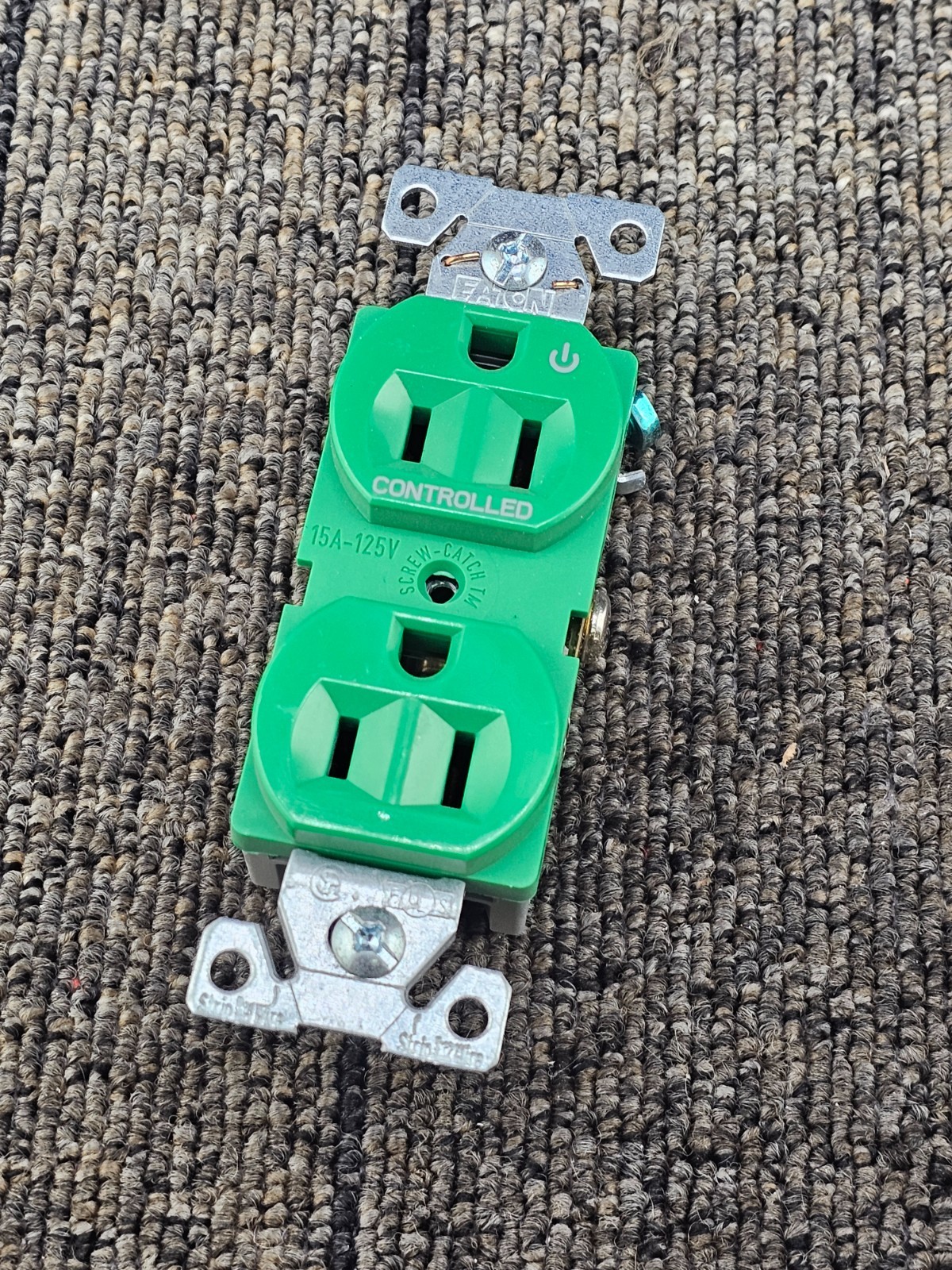 (QTY 2) Eaton 5262CHGN: 15A Half Control Duplex Receptacle 5-15R 2P 3W Green