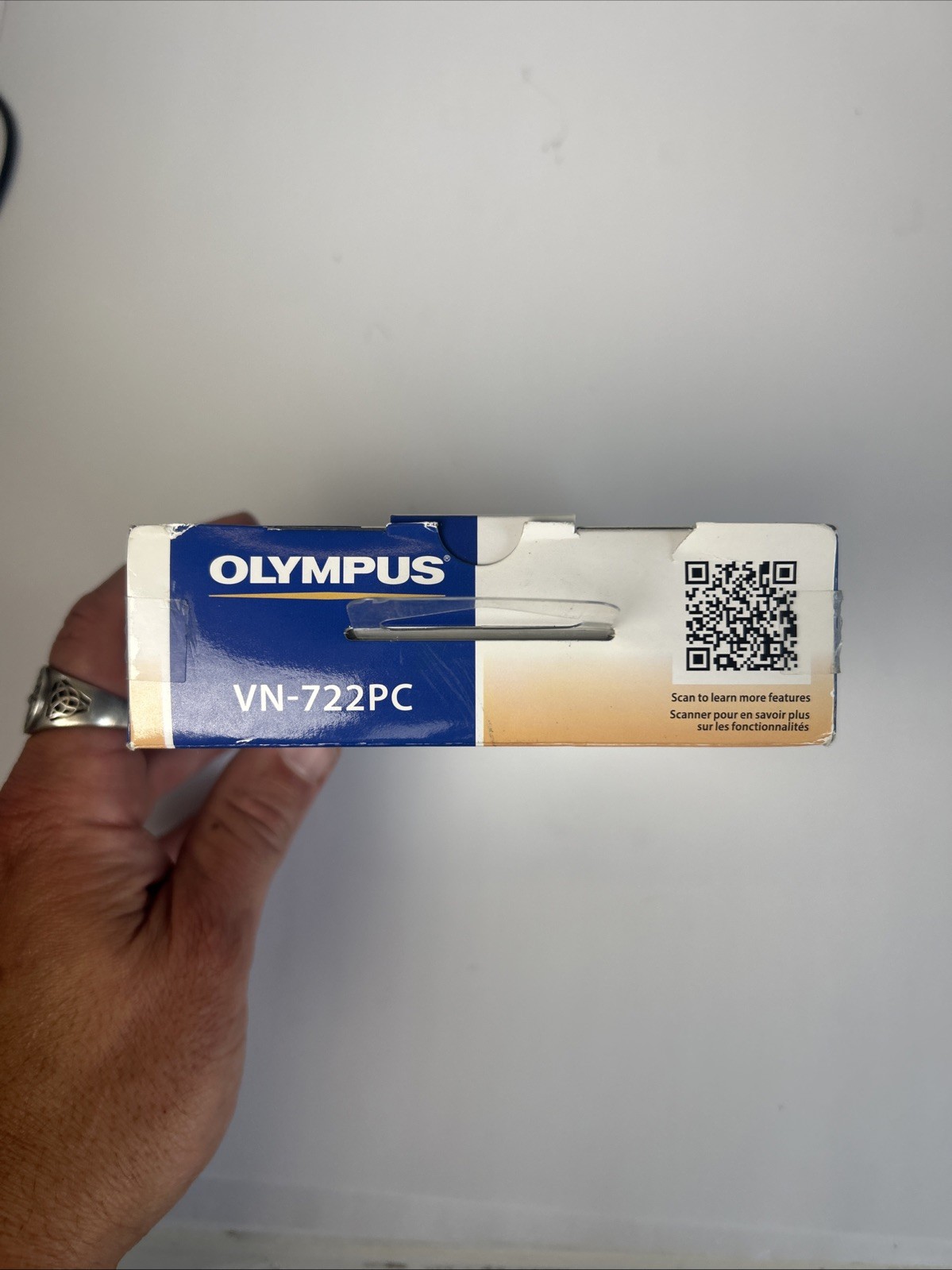 Olympus Digital Voice Recorder VN-722PC 4GB Internal Memory with microSD