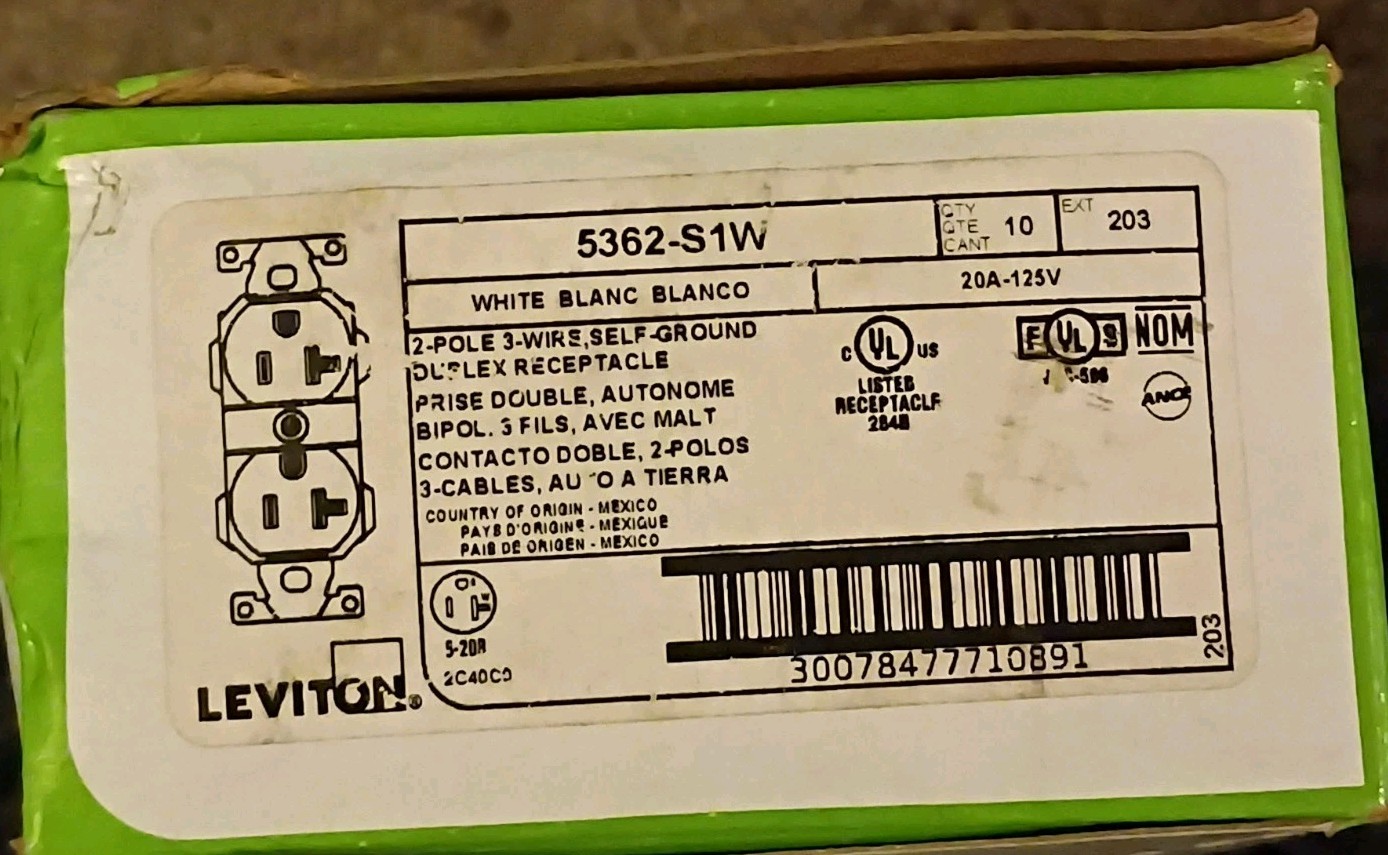Box of 10 Leviton 5362-S1W 20A-125V Half Controlled Receptacle Industrial Grade