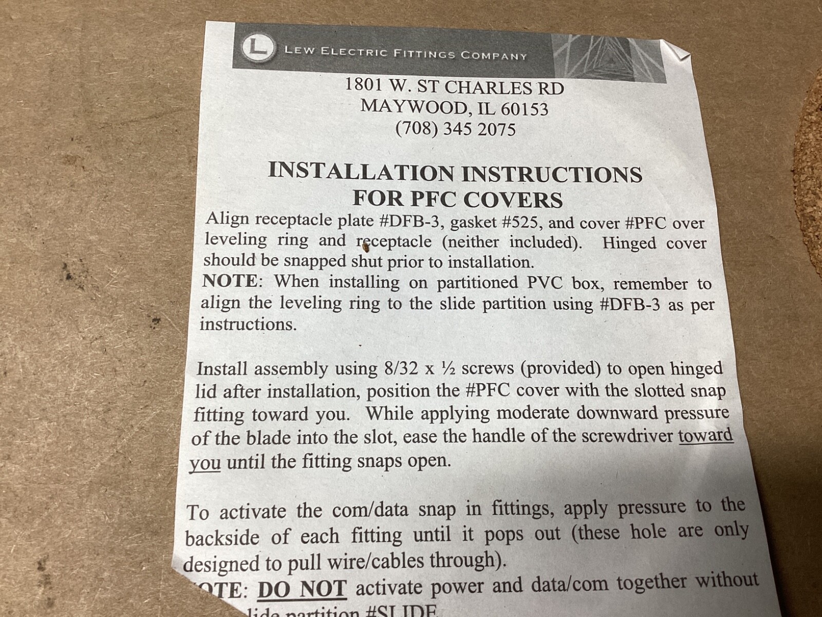 Lew Electric Round Lid Plastic Flanged Duplex Floor Box DFB-3 #104F128PR6*CO