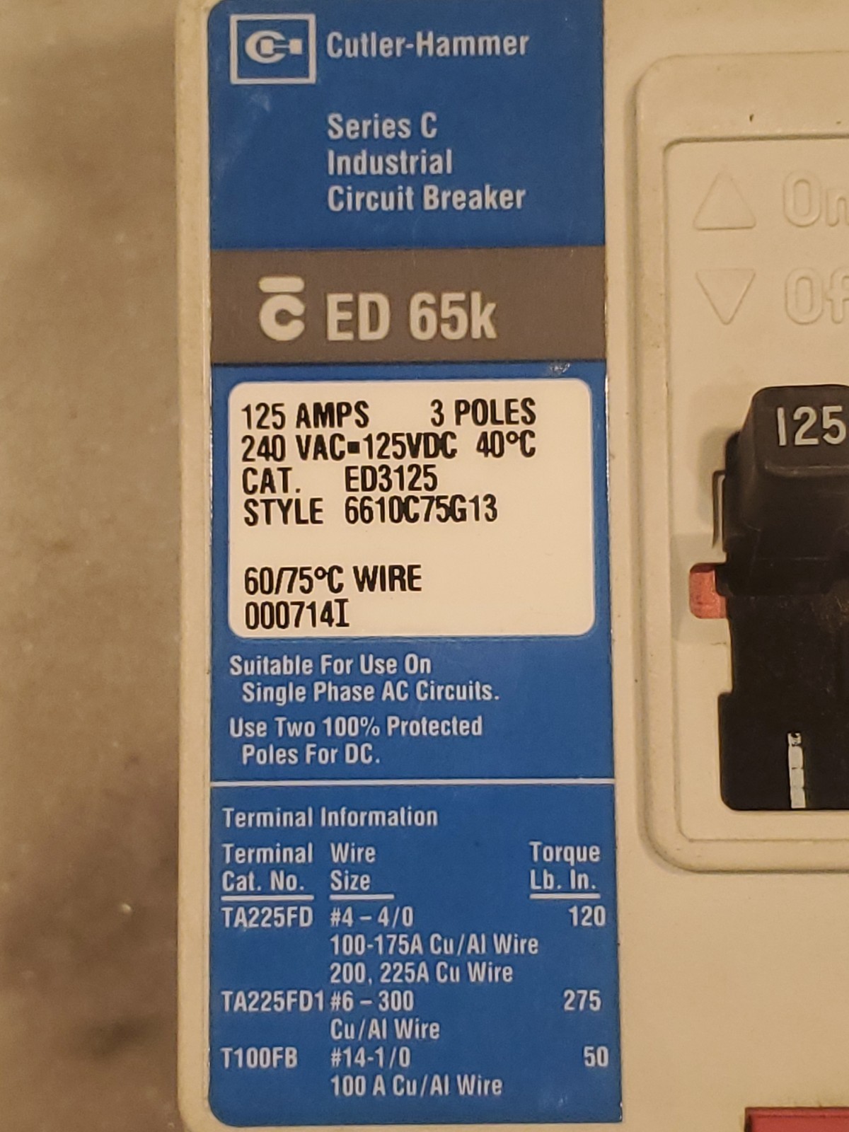 Eaton / Cutler-Hammer 125 Amp Circuit Breaker 240 VAC 3 Pole ED3125