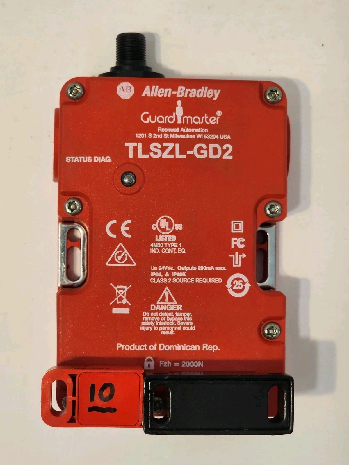 Slightly Used 440G-TZS21UTLH Allen Bradley Guardmaster Guardlock Safety Interloc