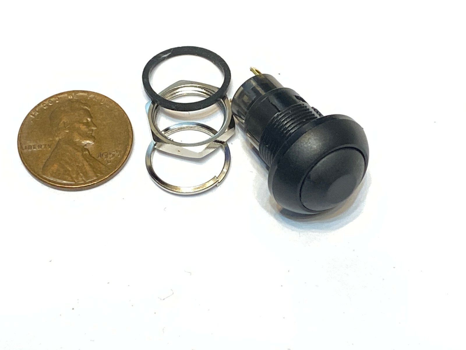 5 Pieces Black Latching PUSH BUTTON SWITCH DC 6A 12mm normally open on/off A35