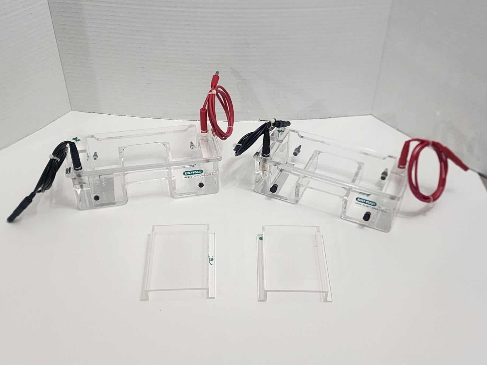 QTY 2 Bio-Rad Mini Sub DNA Cell Horizontal Electrophoresis 1000 VDC CLEAN! PBIN