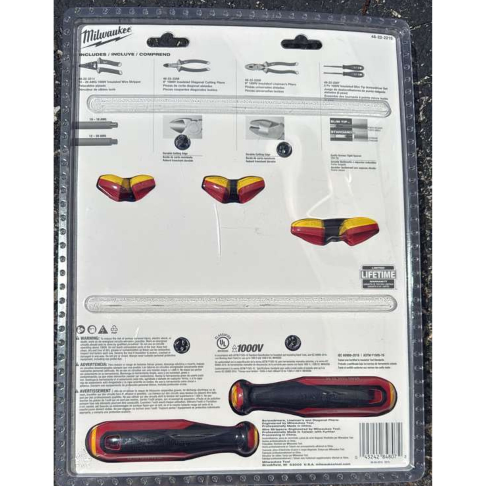 Milwaukee 48-22-2215 1000V Insulated Electricians Hand Tool Set – 5 PC