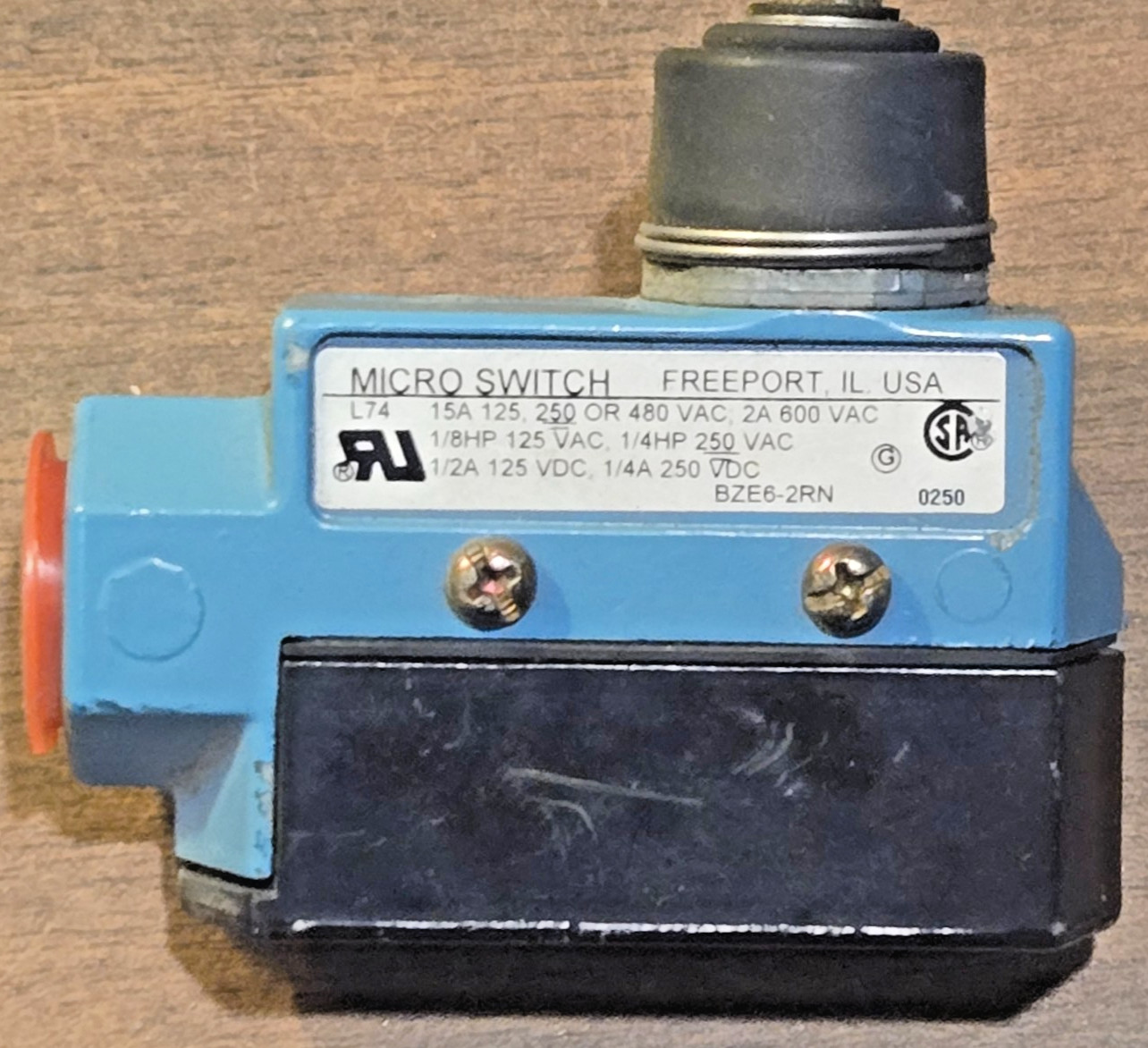 Honeywell / Micro Switch Limit Switch – BZE6-2RN BZE62RN