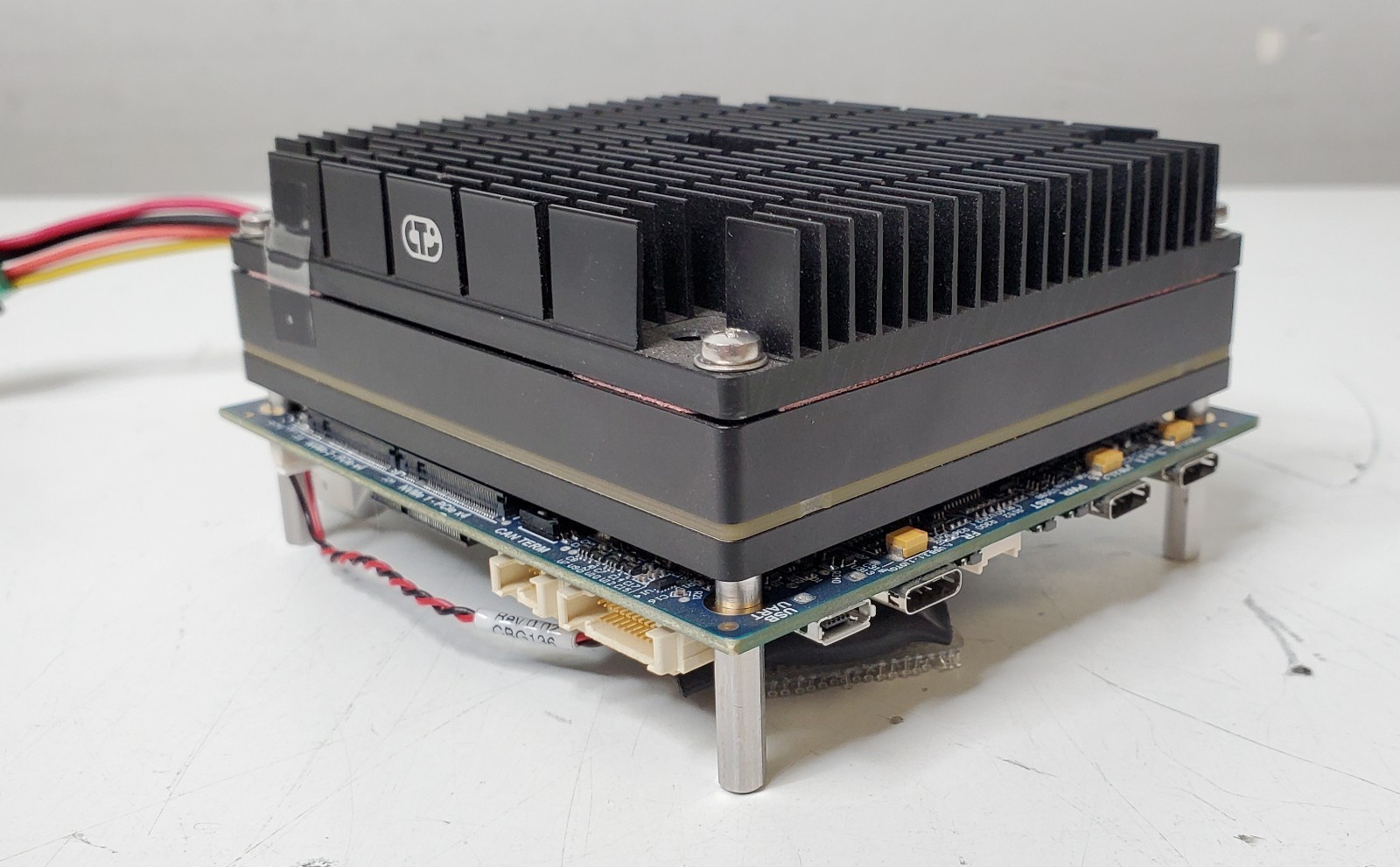 Connect Tech NVIDIA Jetson AGX Xavier Module 32GB LPDDR4 w/ Rogue Carrier Board