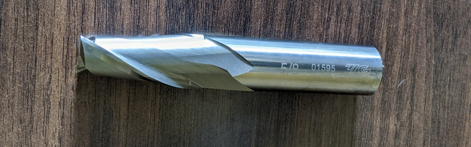 YG-1 TOOL COMPANY 01595 Carbide End Mill 5/8x 5/8×1-1/4×3-1/2 Cut 2FL 3-1/2″ OAL
