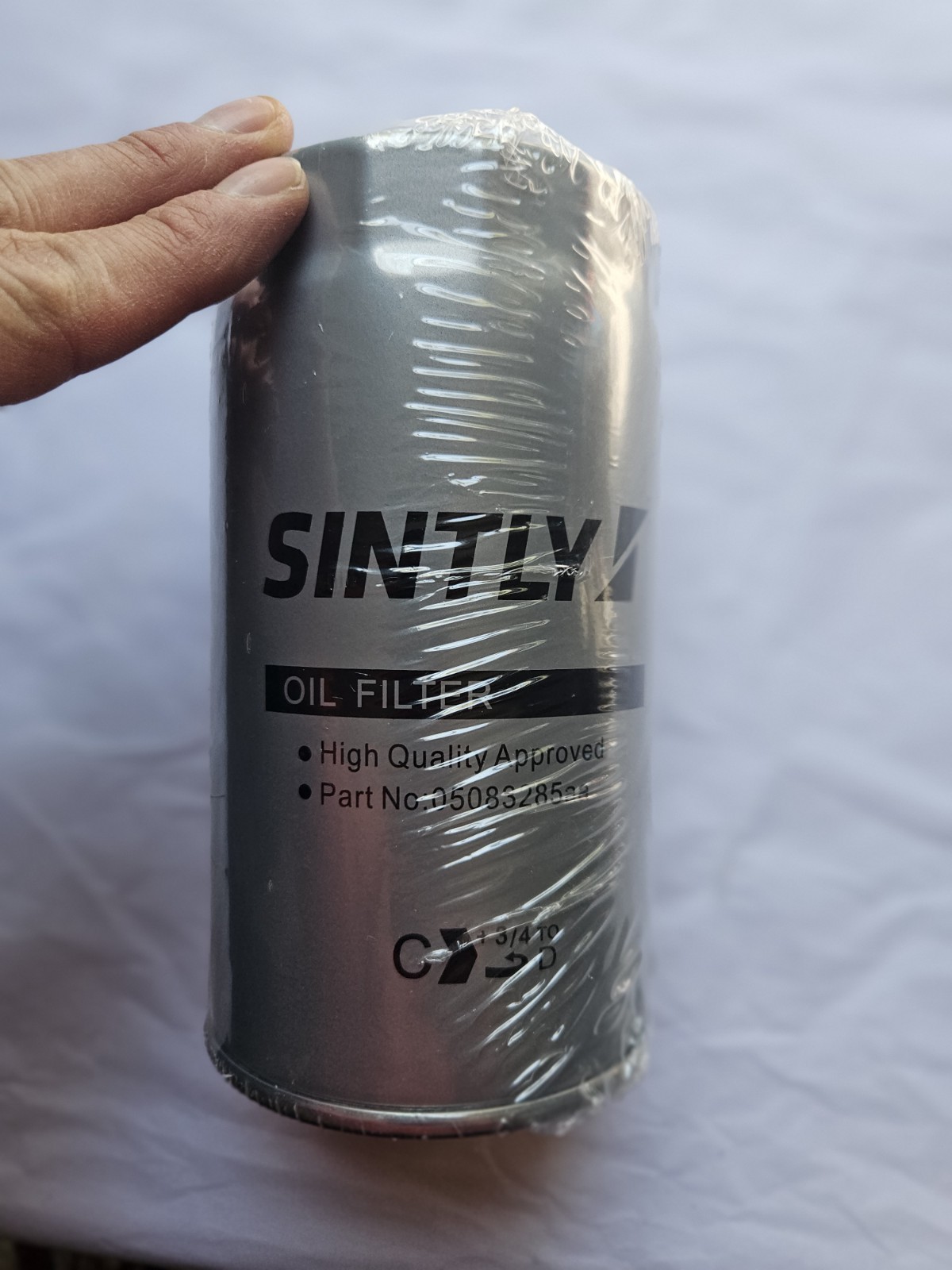 SINTLY New Replacement ENGINE OIL FILTER – 05083285AA High Quality Approved