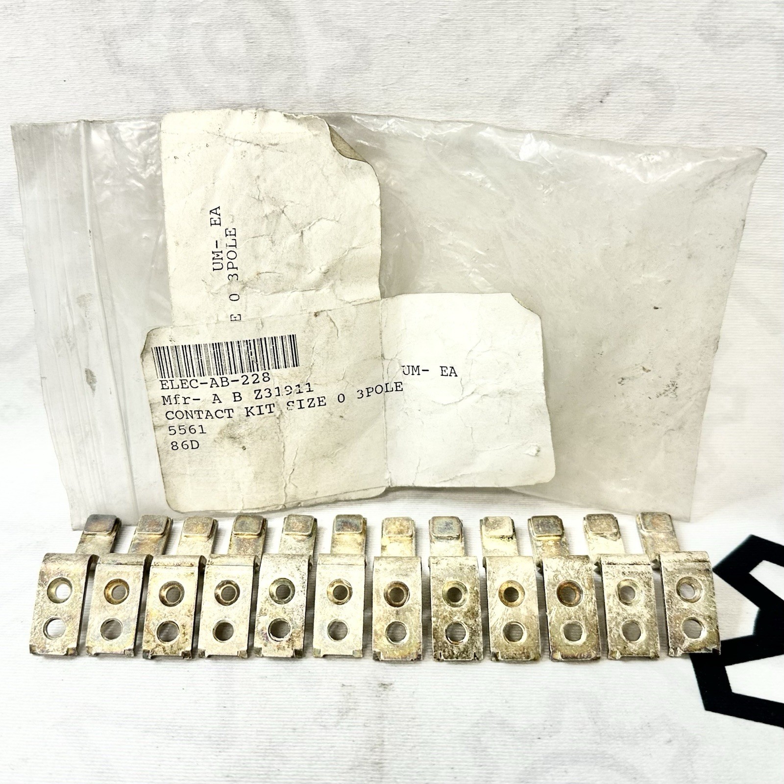 Allen Bradley Z-31911 Size 0 Contactor Contact Kit 3 Pole Starter Replacement