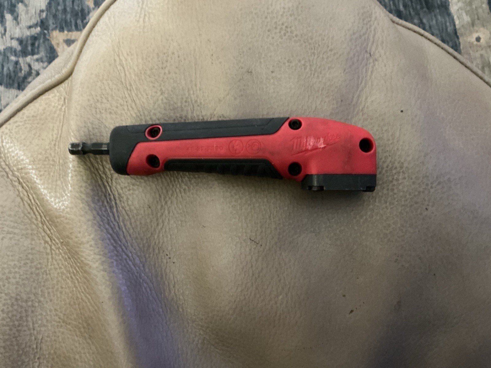 Milwaukee Shockwave 48-32-2390 Right Angle Adapter Red Used