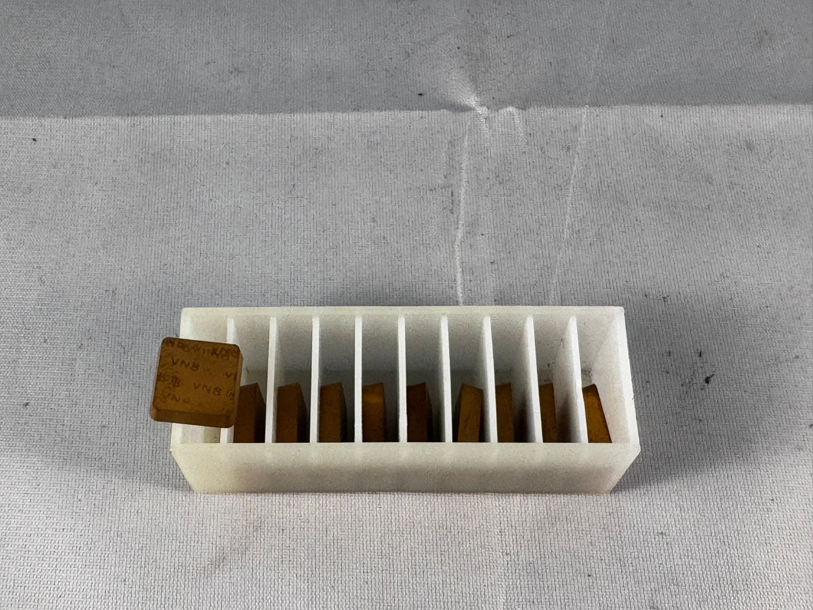 NEW SURPLUS 10PCS. VALENITE SPG 424 GRADE: VN8 TiN CARBIDE INSERTS