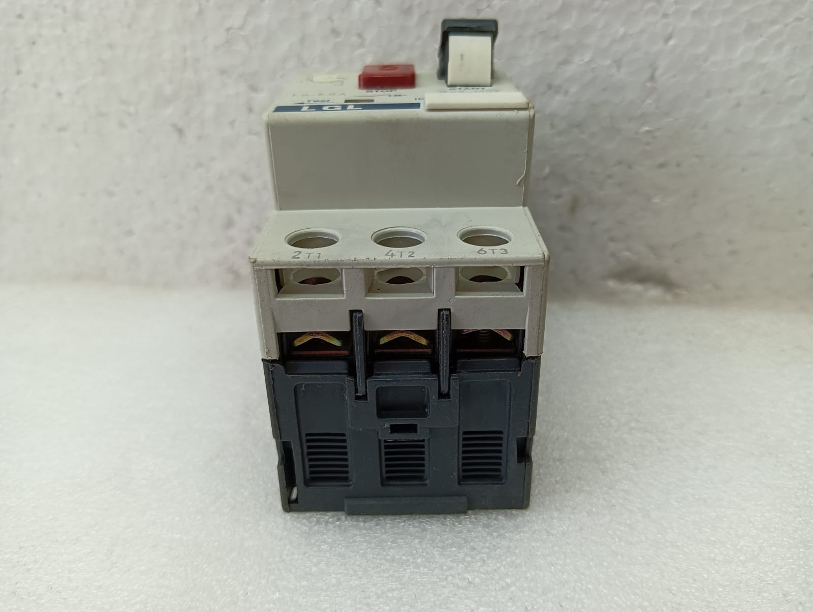 Telemecanique Motor Circuit Breaker 1.6-2.5A 690V 3-Phase Starter GV2-M07