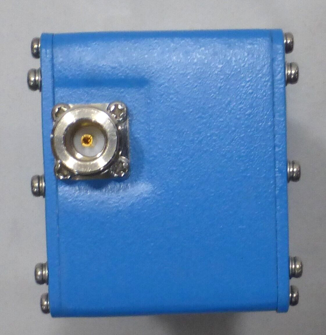 DRAKE Model 2574 Low Noise Amplifier, +15VDC SUPPLY 3.7-4.2GHz, NEW