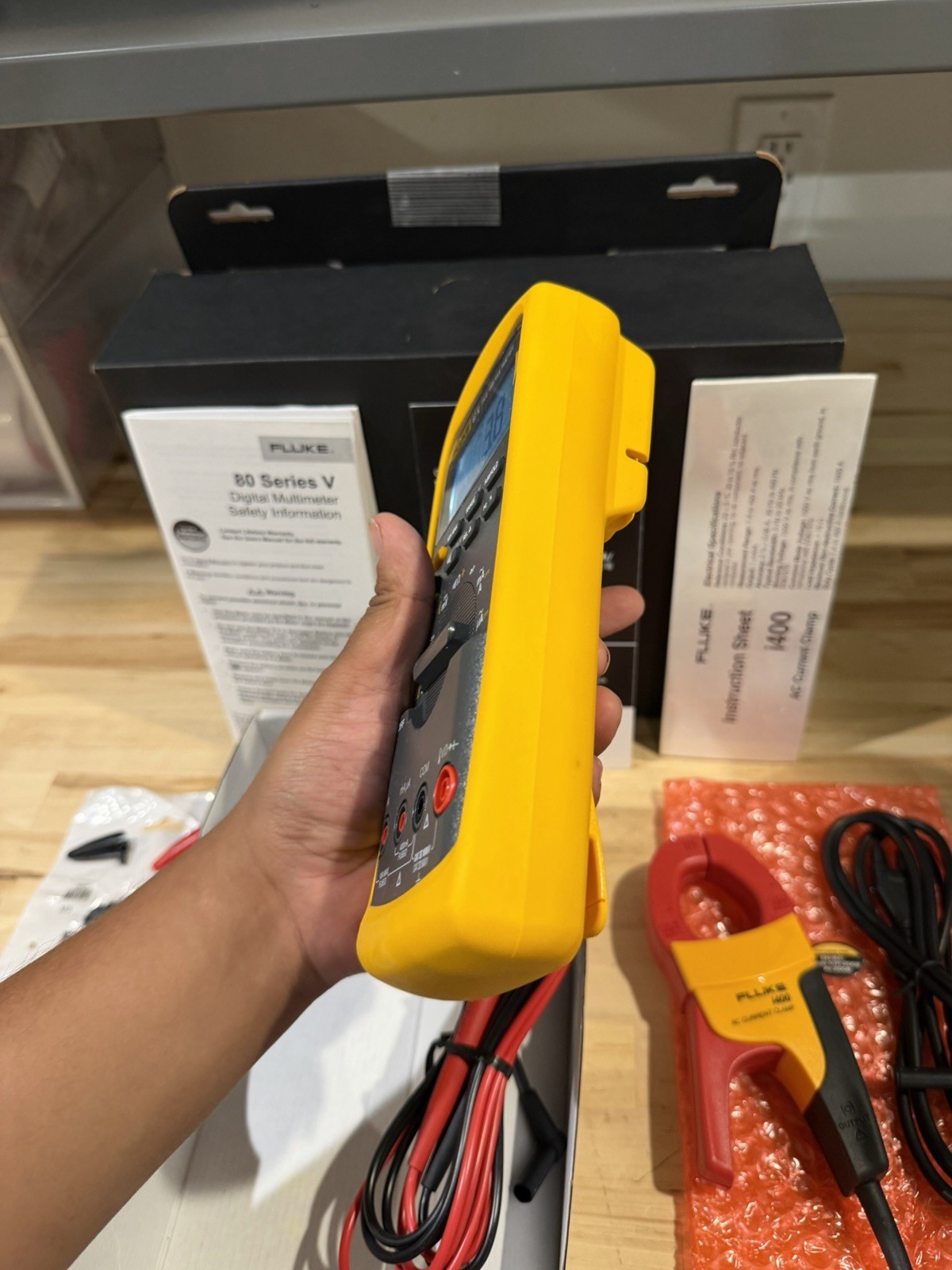 FLUKE 87V/IMSK INDUSTRIAL MULTIMETER SERVICE KIT W/ i400 AC CURRENT CLAMP