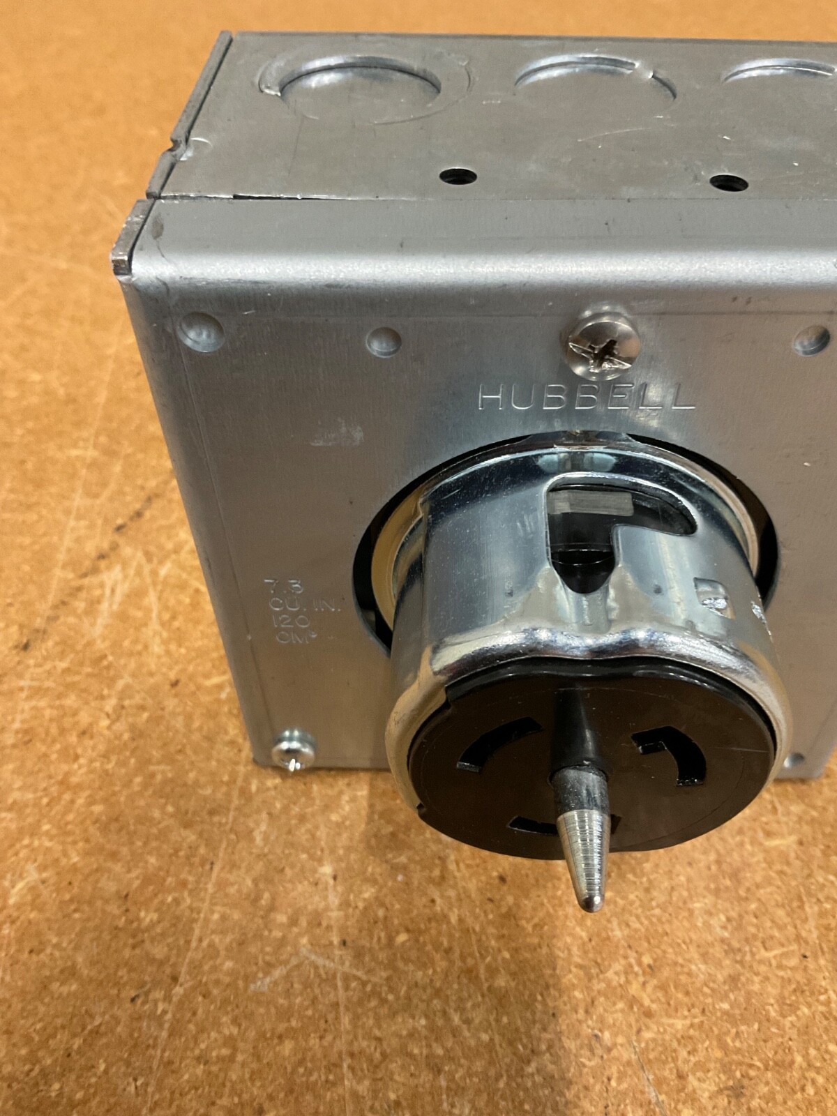 Hubbell Twist-Lock Receptacle 50A 250V 3Ø CS8369 w/ Hubbell 7.3 CU IN Enclosure