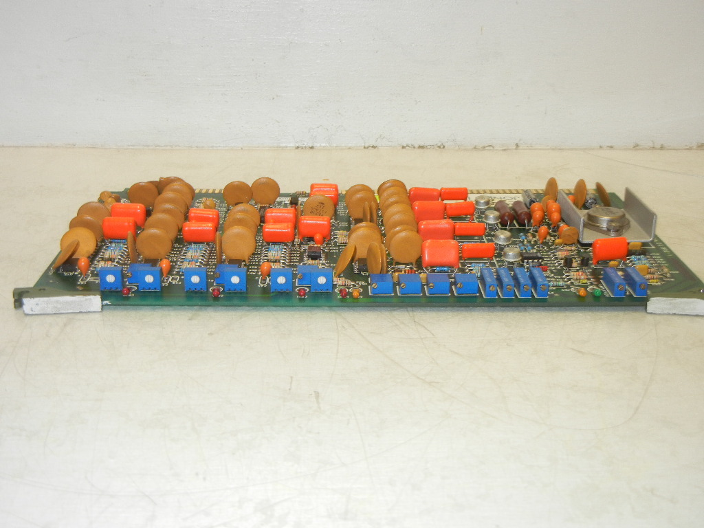 TRIANGLE PACKAGE MACHINERY 90WB8007BE USED ANALOG BOARD 1 90WB8007BE