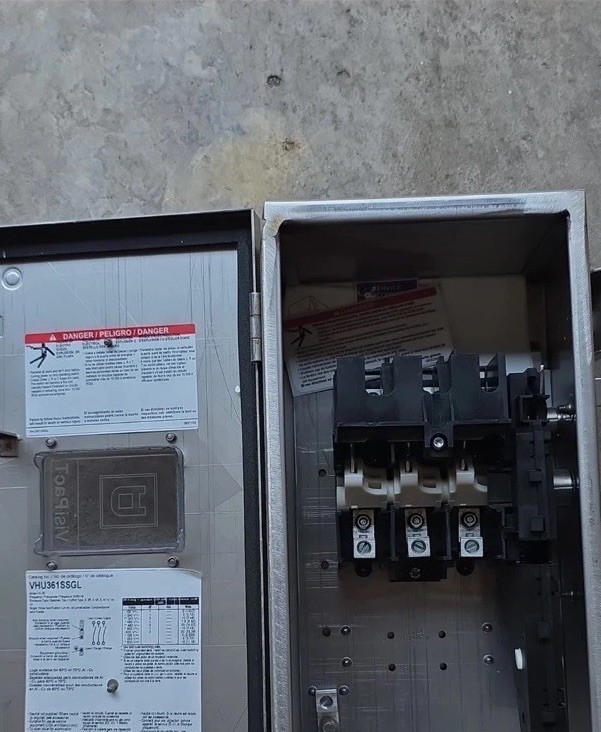 SQUARE D VHU361SSGL SAFETY SWITCH 30 AMP NEMA 4X Stainless Steel non fused 600v