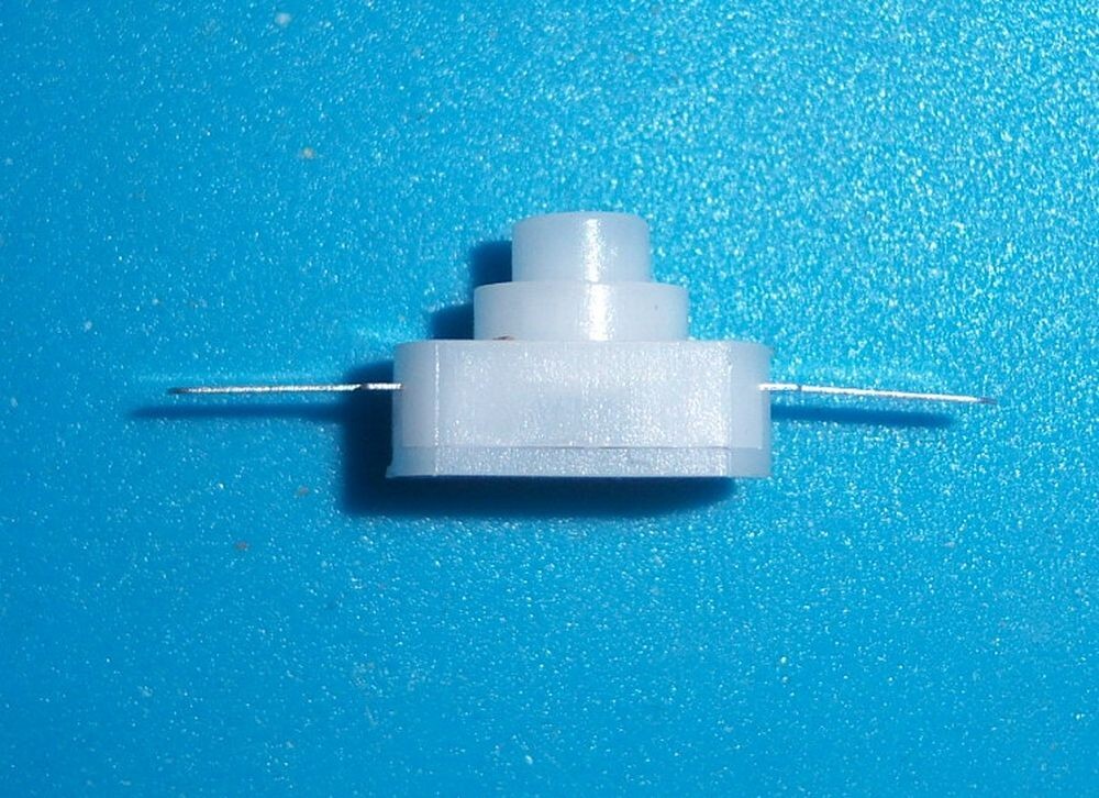 Mini Push Button Latching On Off Switches weatherproof 30v Lot 10, 36, 70 USA