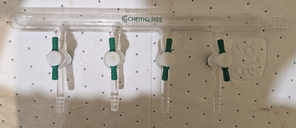 Chemglass Vacuum Manifold, 4-Place, PTFE Stopcocks, Right Handed, CG-4430-01