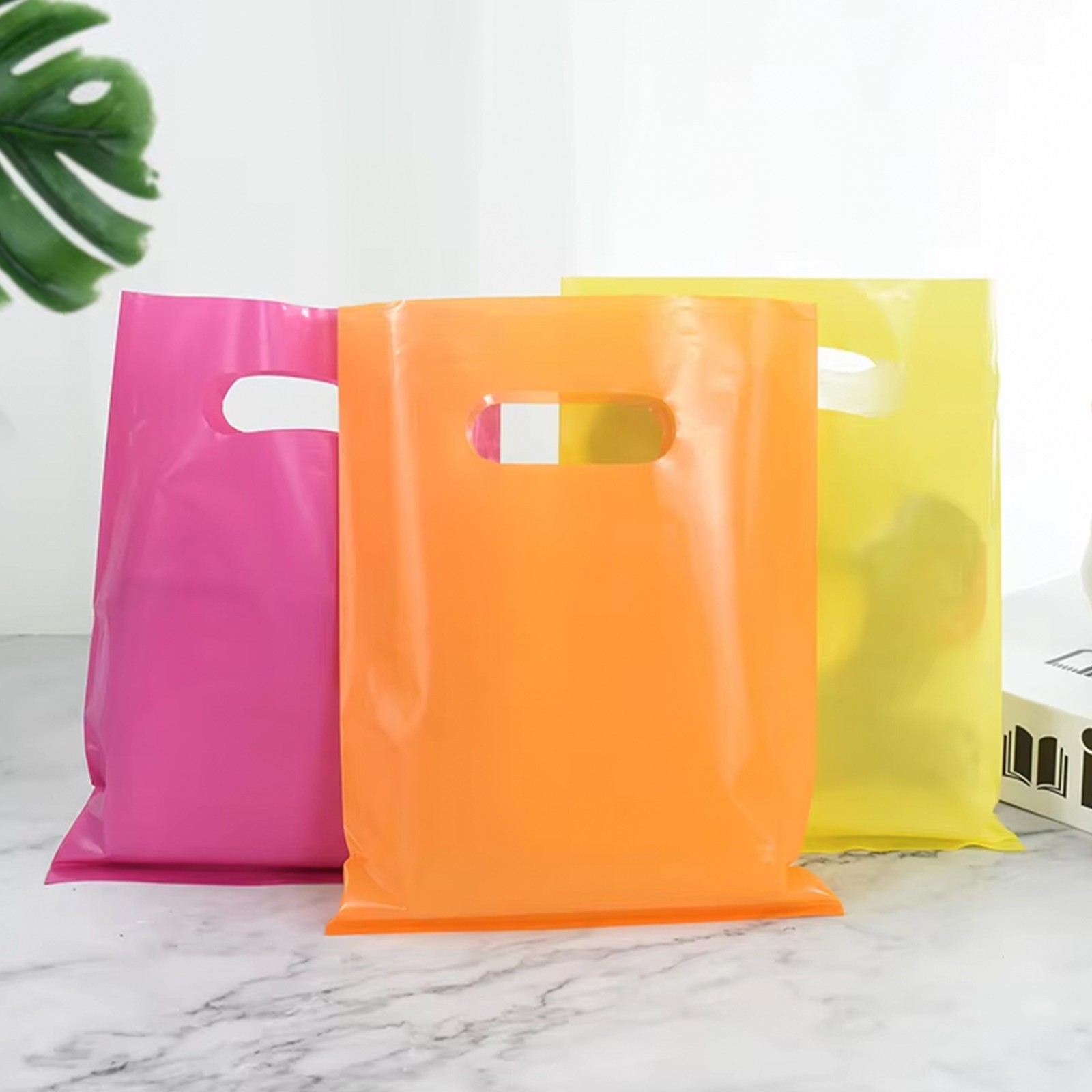 Personalissed Carrier Bags Durable Reusable Packaging Bag with LOGO TEXT Printed