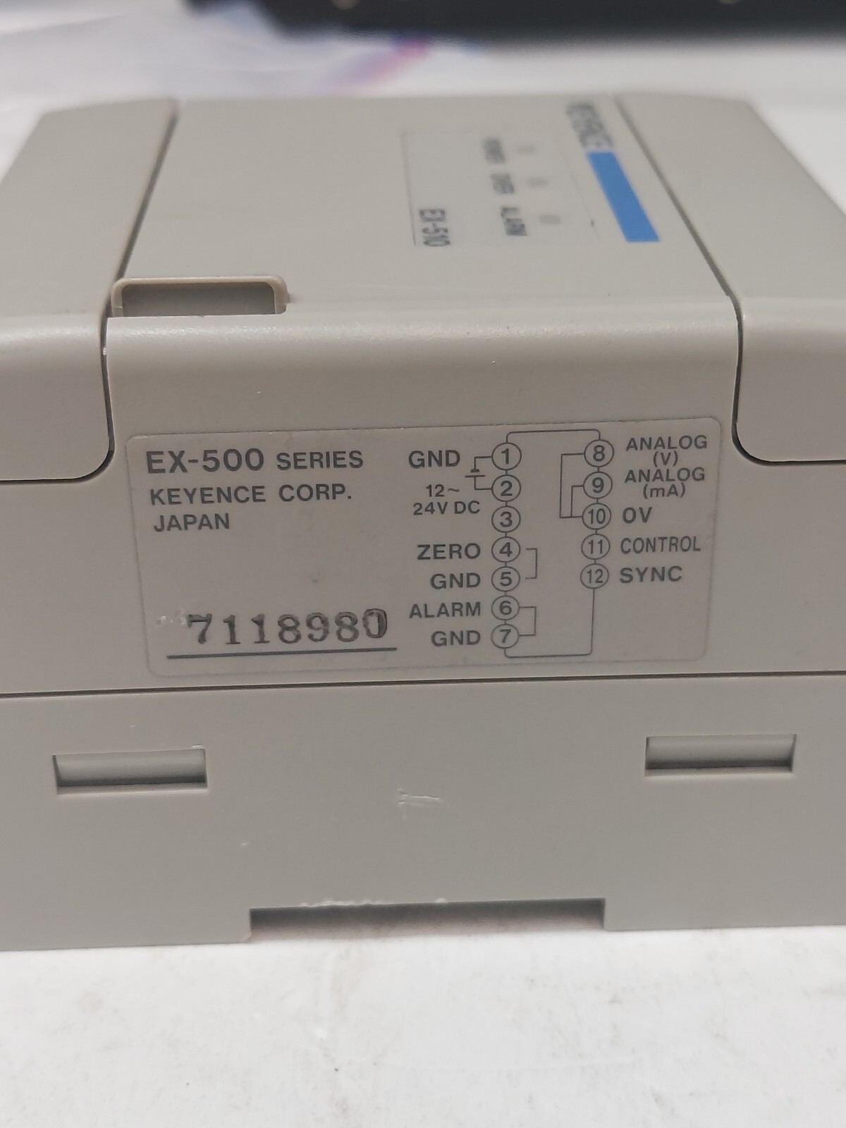 EX-500 510 + EX-022 KEYENCE CONTROLLER + SENSOR HEAD USED EXCELLENT CONDITION