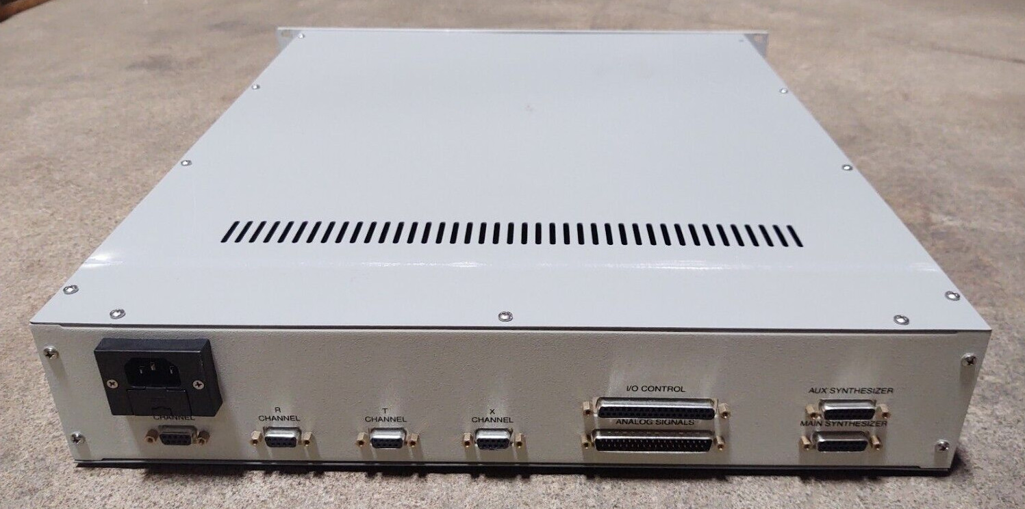 Horiba / Spex T2 Fluorescence – Steady State / Lifetime Controller Box