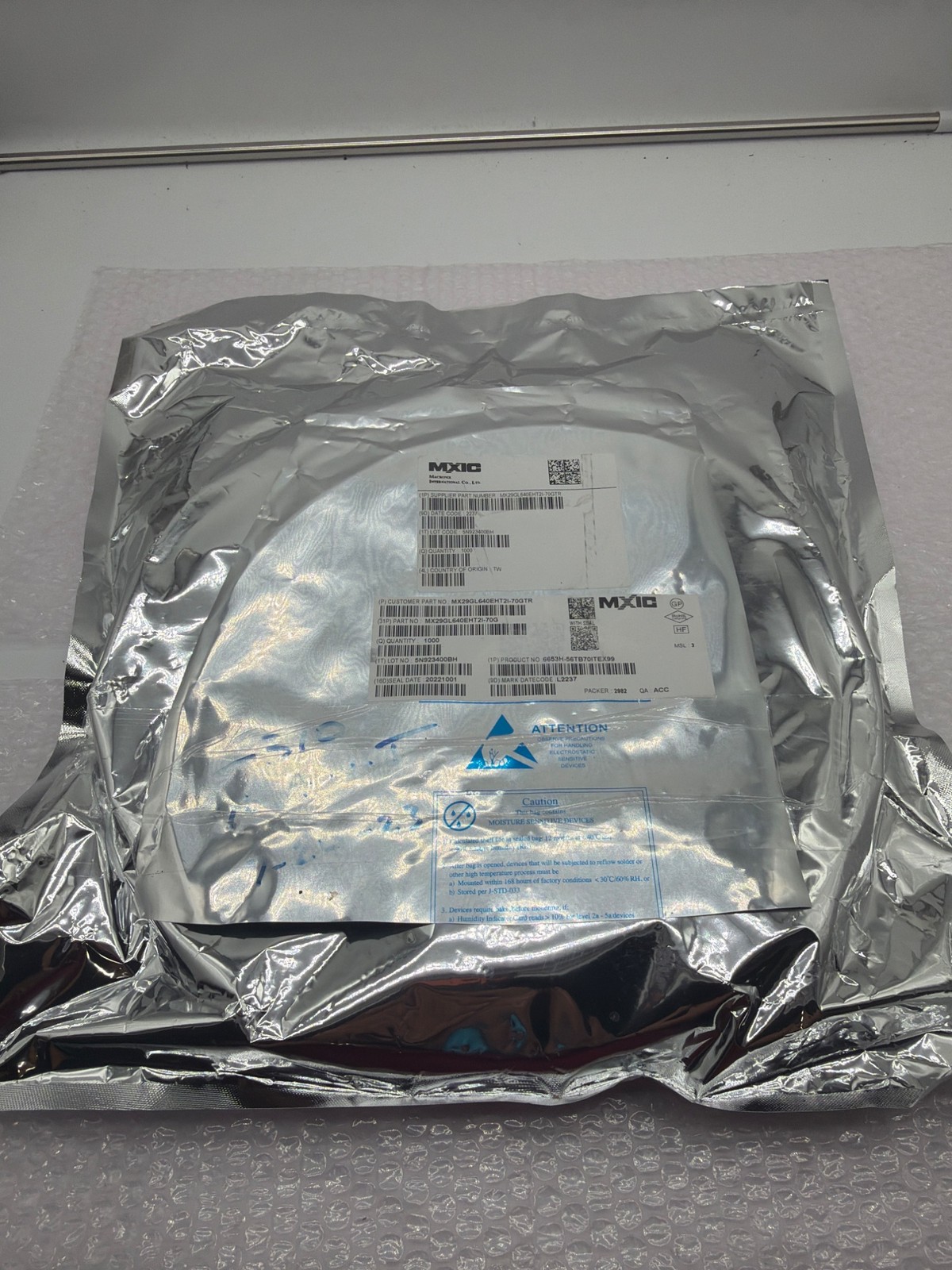 Macronix MX29GL640EHT2I-70GTR 64Mbit NOR Flash 1000pcs Tape Reel New 2022