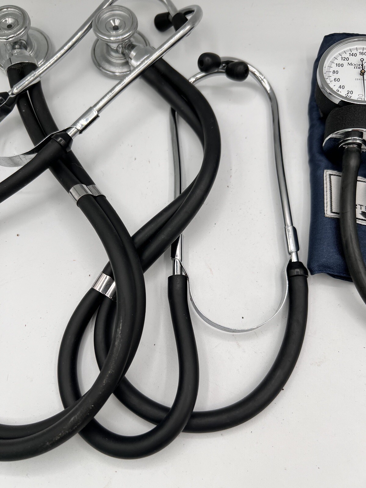 ADC Stethoscope & Moore Medical Blood Pressure Cuff – Adult Size