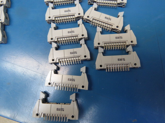 3M 3428-6502UG Qty of 32 per Lot CONN HDR 10Px2R ST 4WALL S-LATCH .062