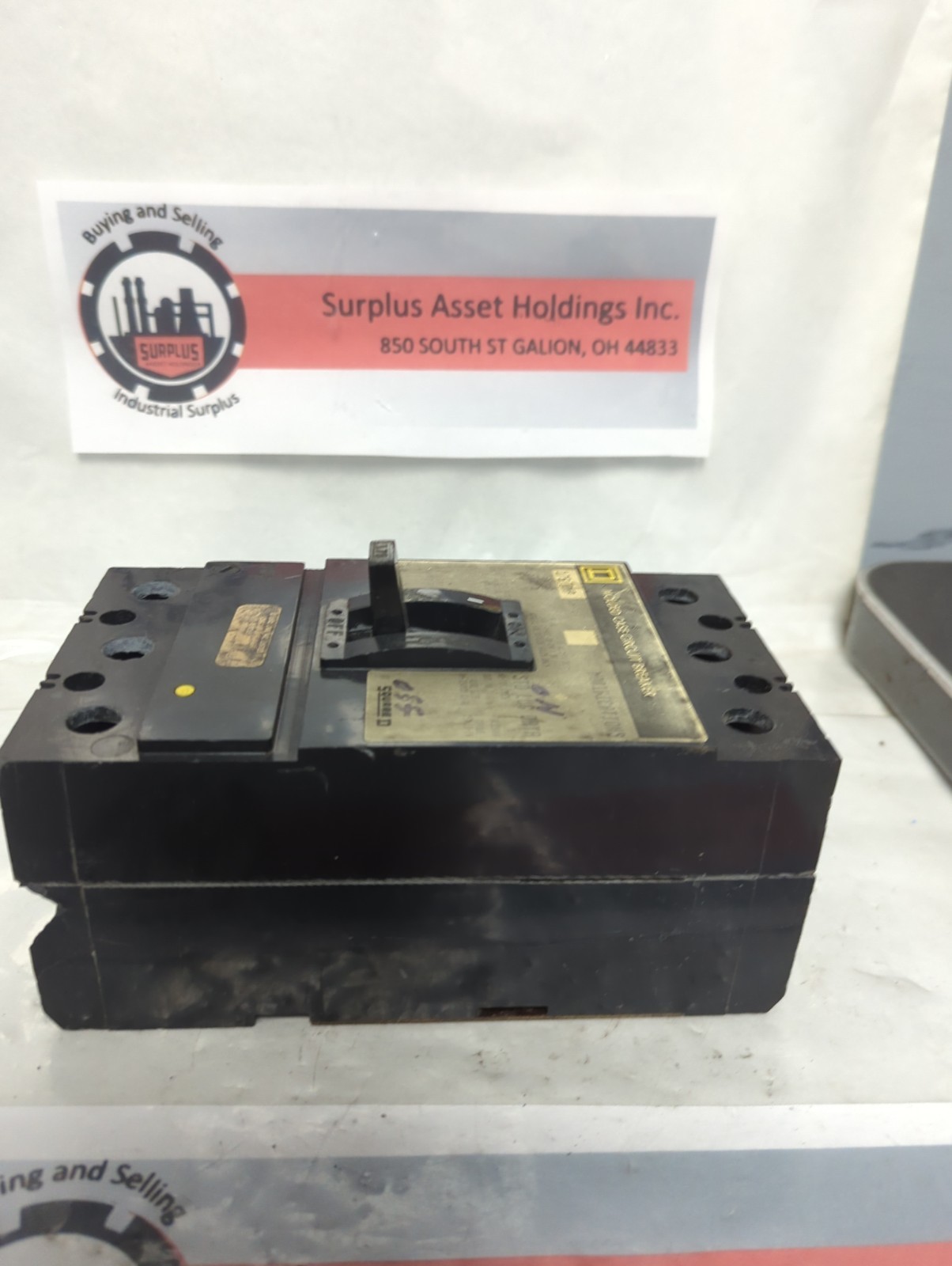 SQUARE D,KAL36175,CIRCUIT BREAKER 3-POLE 175 AMP PRE-OWNED