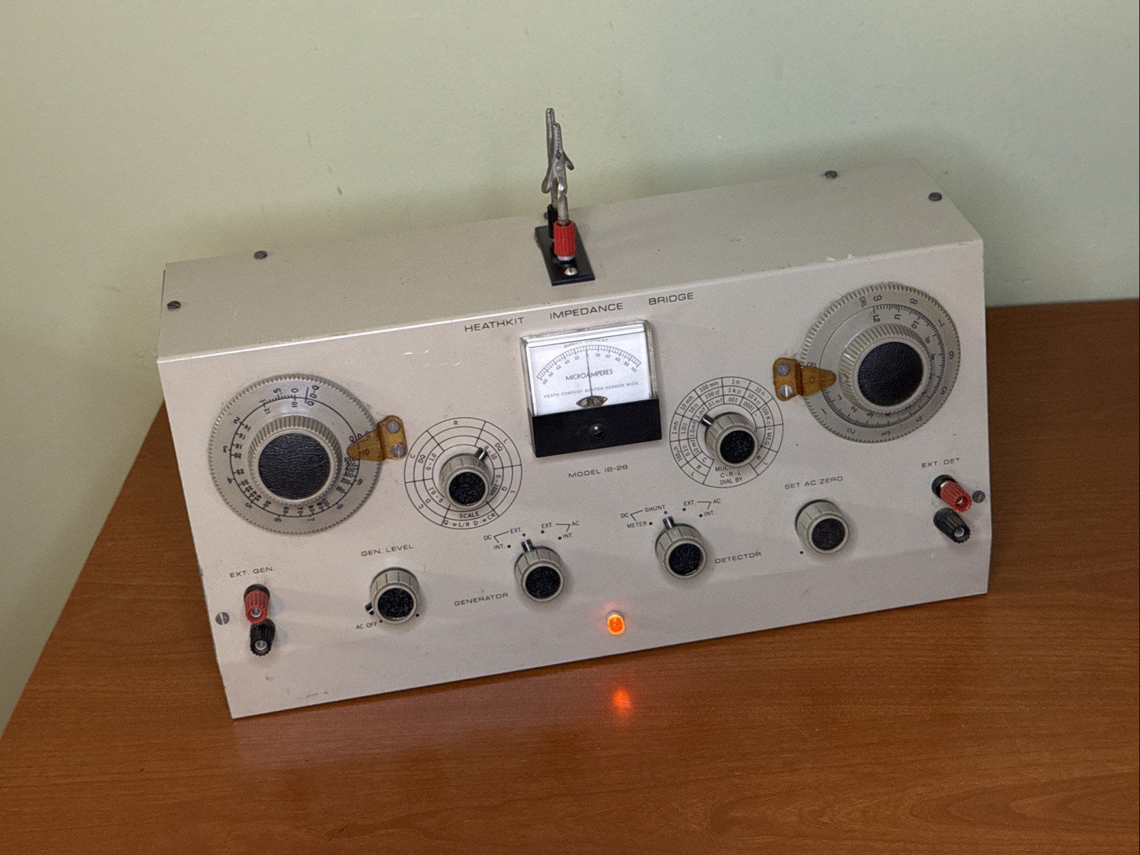 Heathkit Impedance Bridge IB-28 Vintage Lab Tester Tan