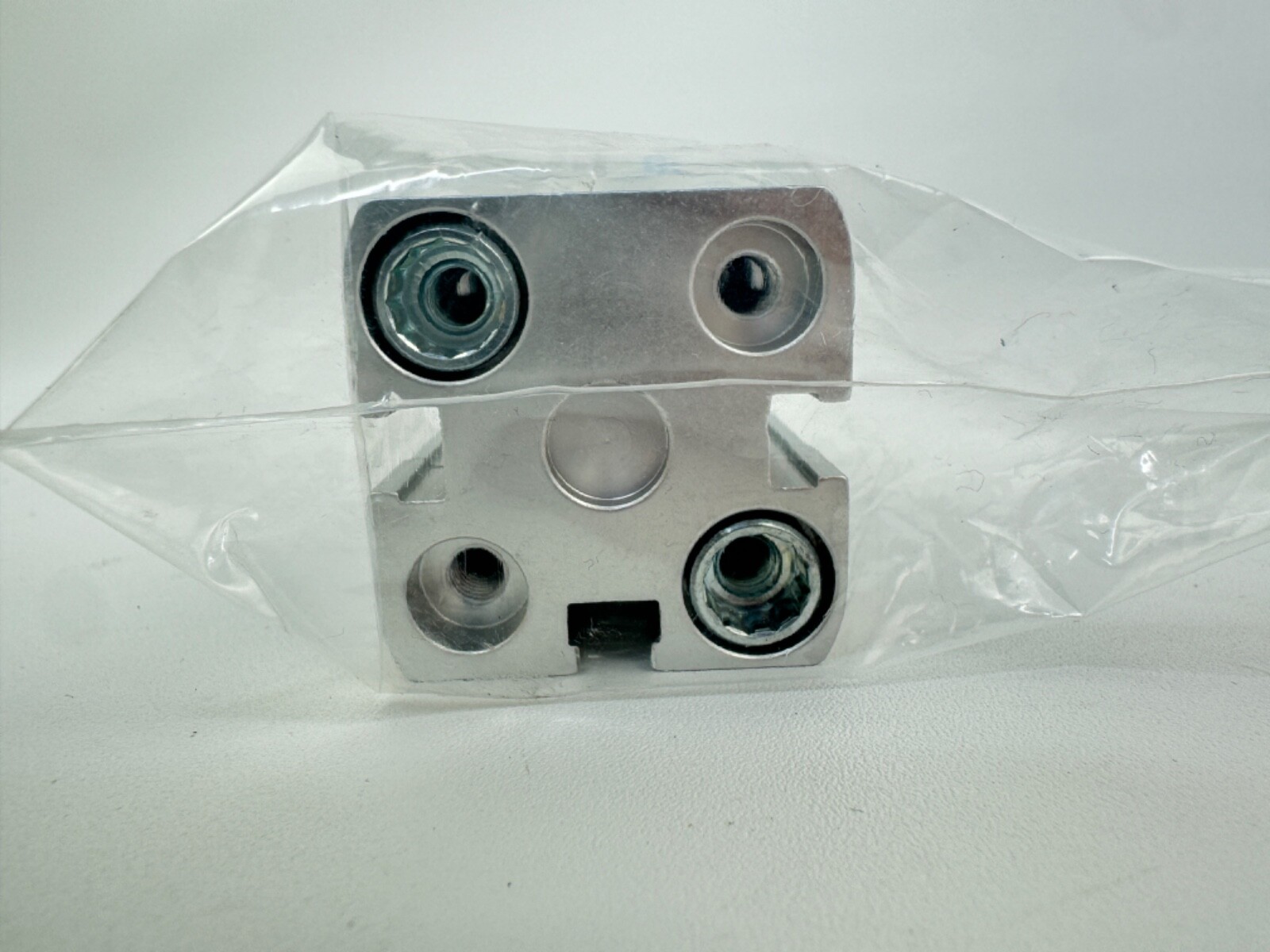 FESTO ADN-20-15-I-P-A Compact Pneumatic Cylinder 536244