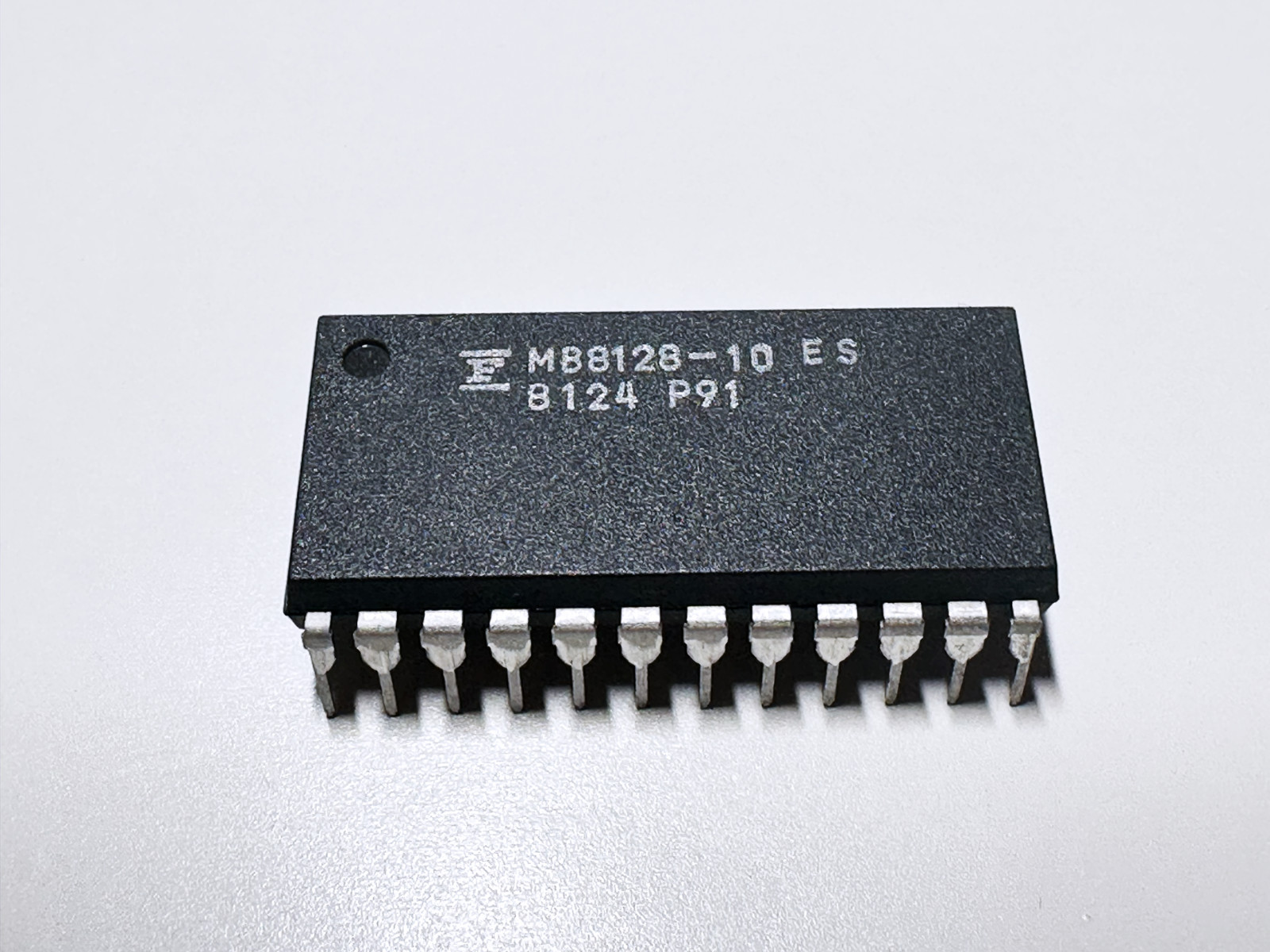 2PCS MB8128-10 MB8128 FUJITSU 2Kx8bit NMOS Static RAM 16K 100ns SRAM DIP-24
