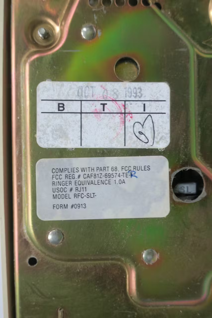 Itt RFC-SLT Ivory Dial Defense Telephone