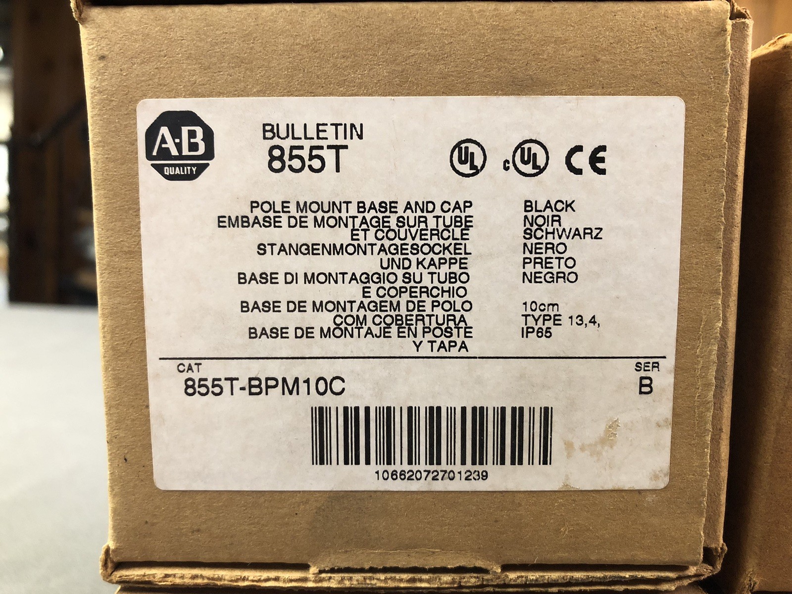 (1) Allen-Bradley 855T-BPM10C Base Mount Pole & Cap – For 855T Stack Lights