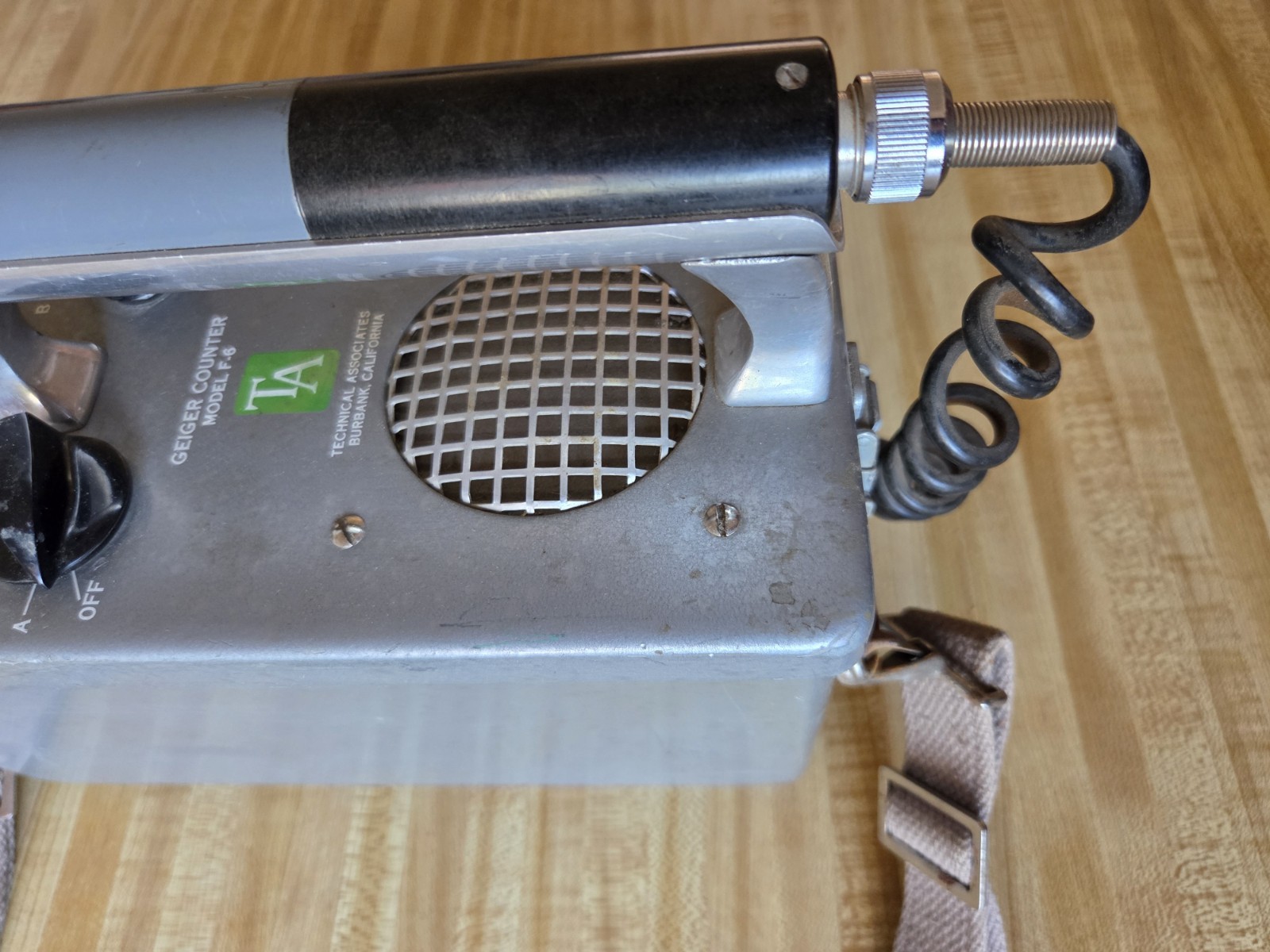 Technical Associates F-6 Geiger Counter Meter Radiation Detection Vtg Untested