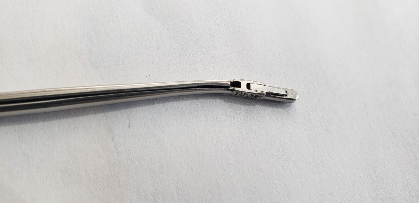 Stryker Conquest 242-100-003 Arthroscopy Punch Blunt-Nose Right 2.1 mm.
