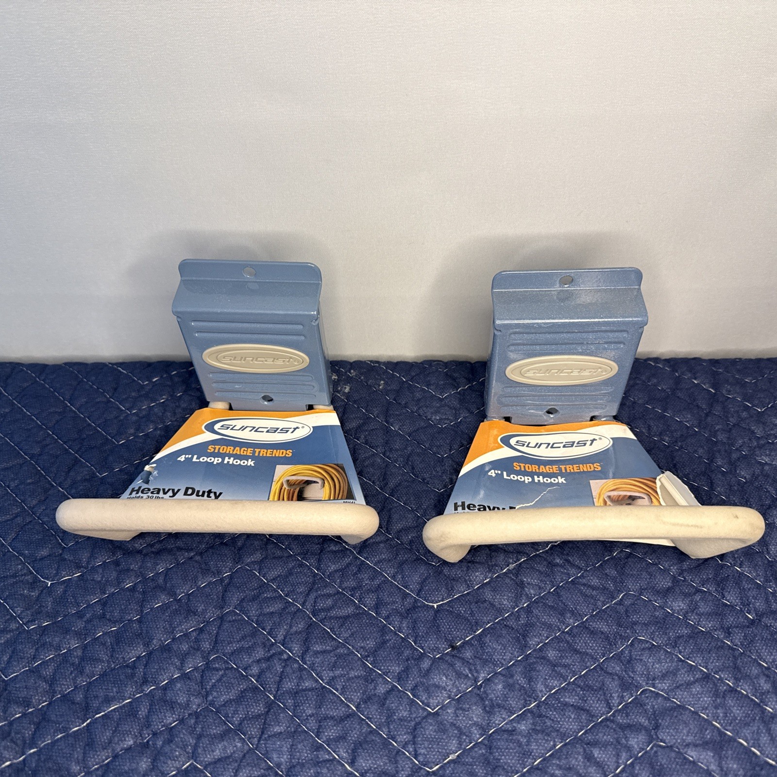 SUNCAST Lot of 2 (two) MH4L 4″ Loop Hook Heavy Duty SlatWall StoreWall NEW