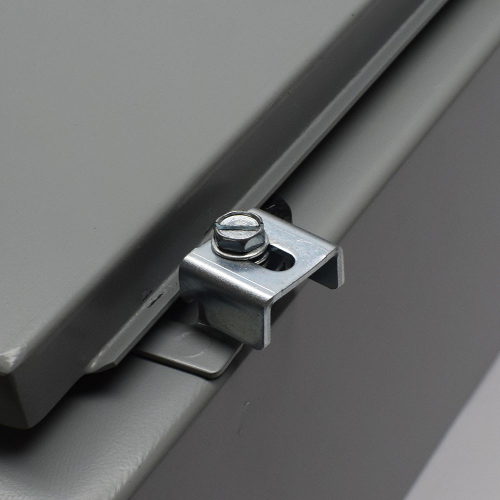 NEW Hoffman 24″L x 20″W x 8″H Type 12, 13 Screw Clamp Electrical Enclosure IP65