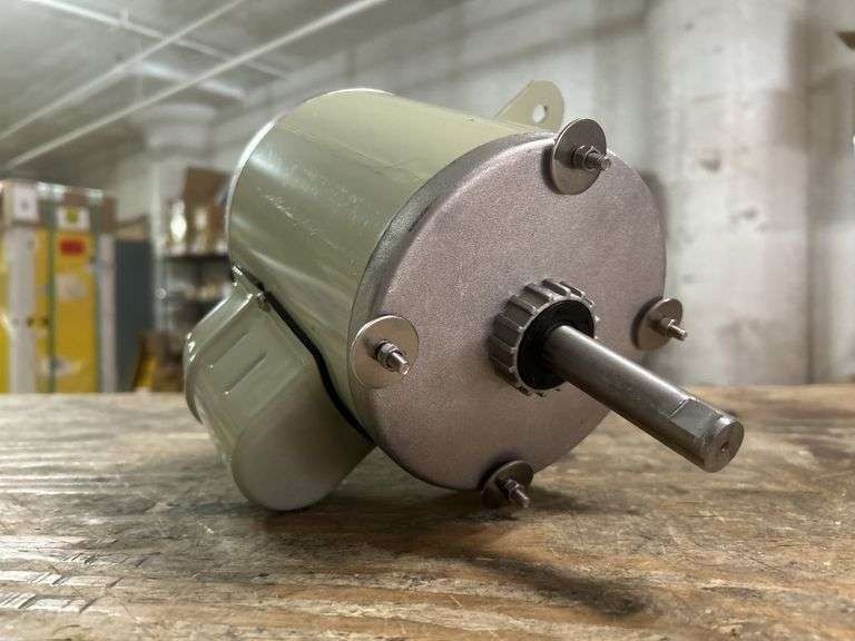 New! DAYTON Corrosion Resistant Direct Drive Motor: 1/4 HP, 1,075 Nameplate RPM