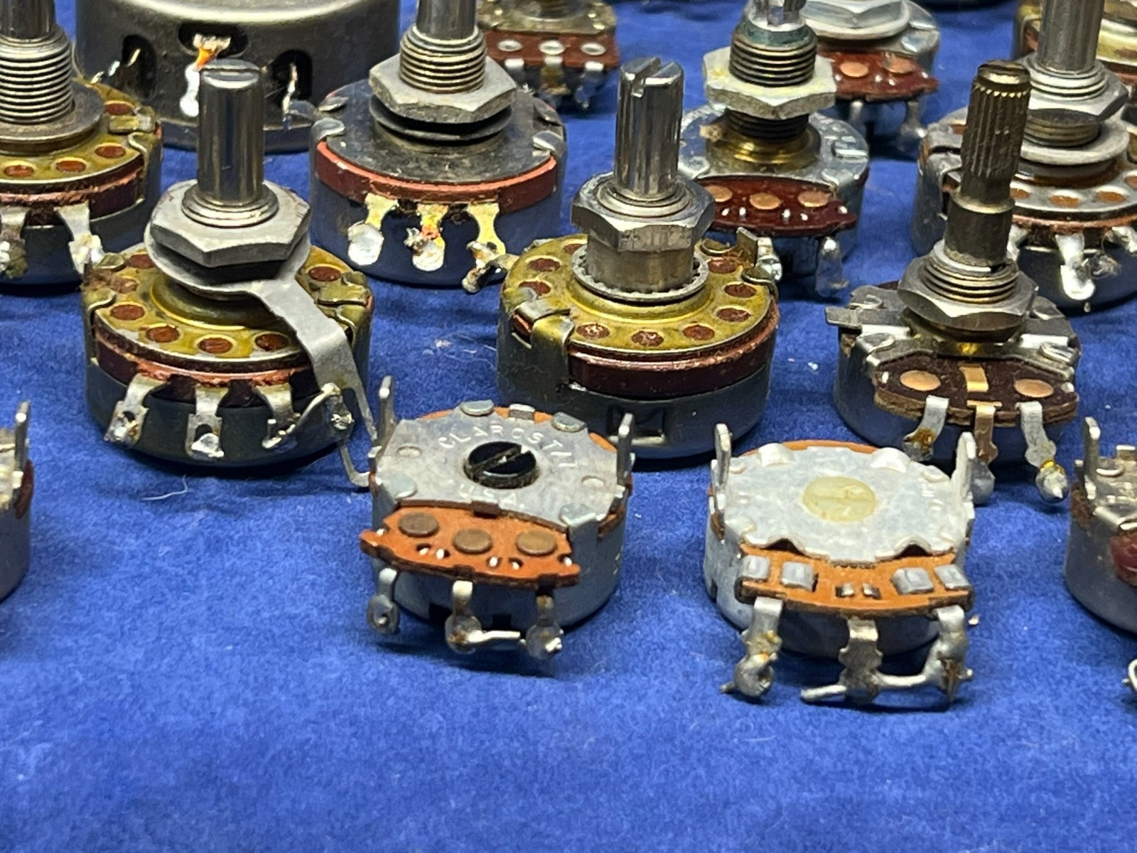 Variable Resistors ~ Assorted vintage potentiometers ~ Used & untested x 64