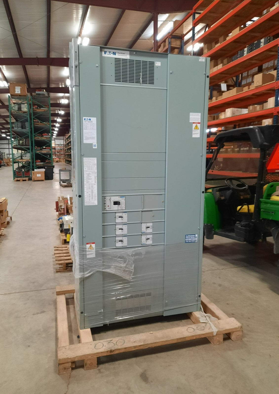 Eaton PRLX Switchboard – 2000A 480/277V 3PH 4W MLO – Indoor – NEW