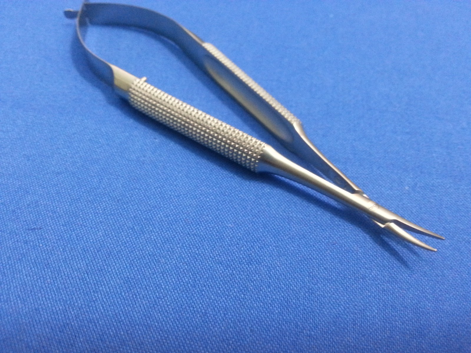 8 O.R GRADE CASTROVIEJO MICRO SURGERY NEEDLE HOLDERS SURGICAL INSTRUMENTS KIT