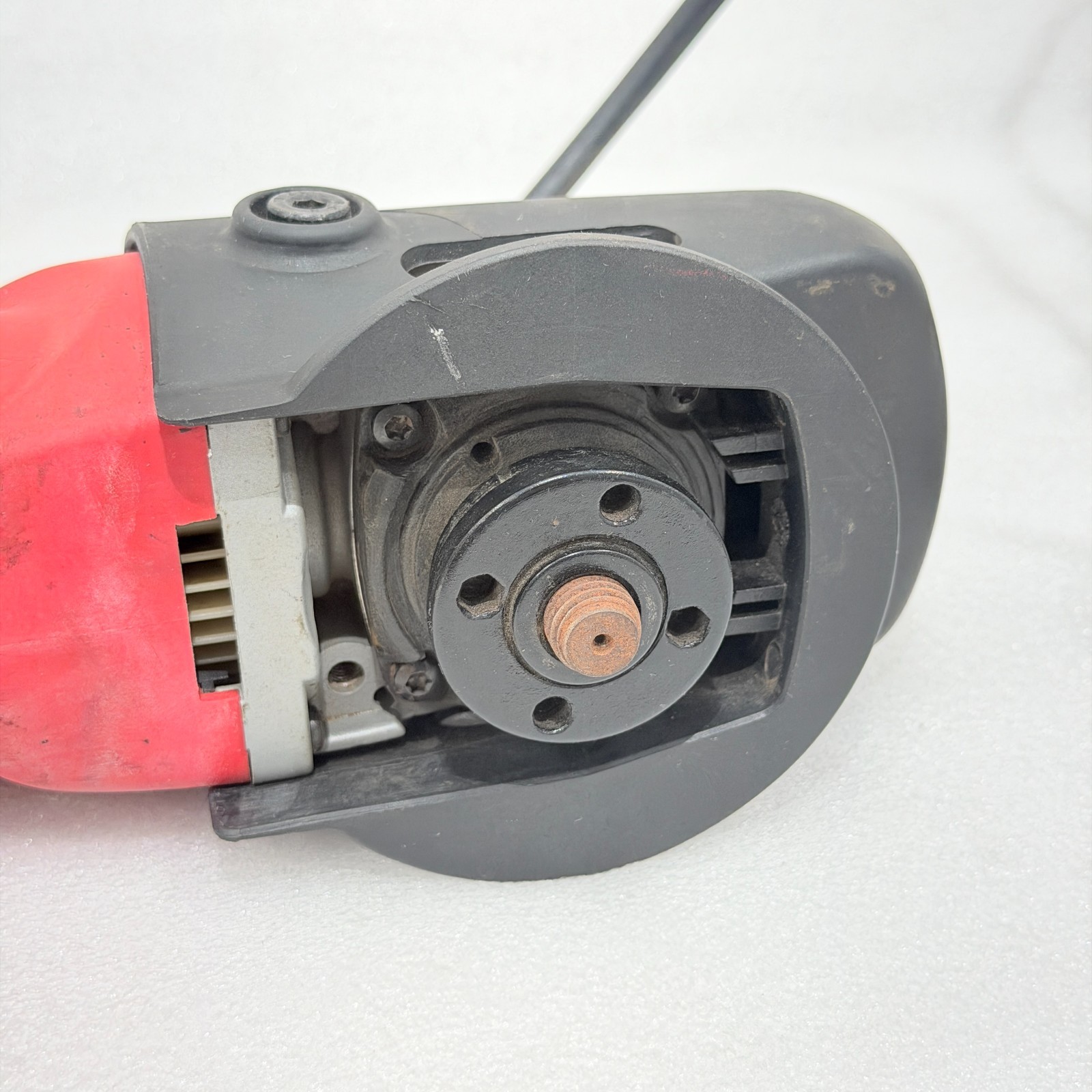 MILWAUKEE AP 12 E 150MM 1200W VARIABLE SPEED ANGLE POLISHER 220-240V FASTSHIP