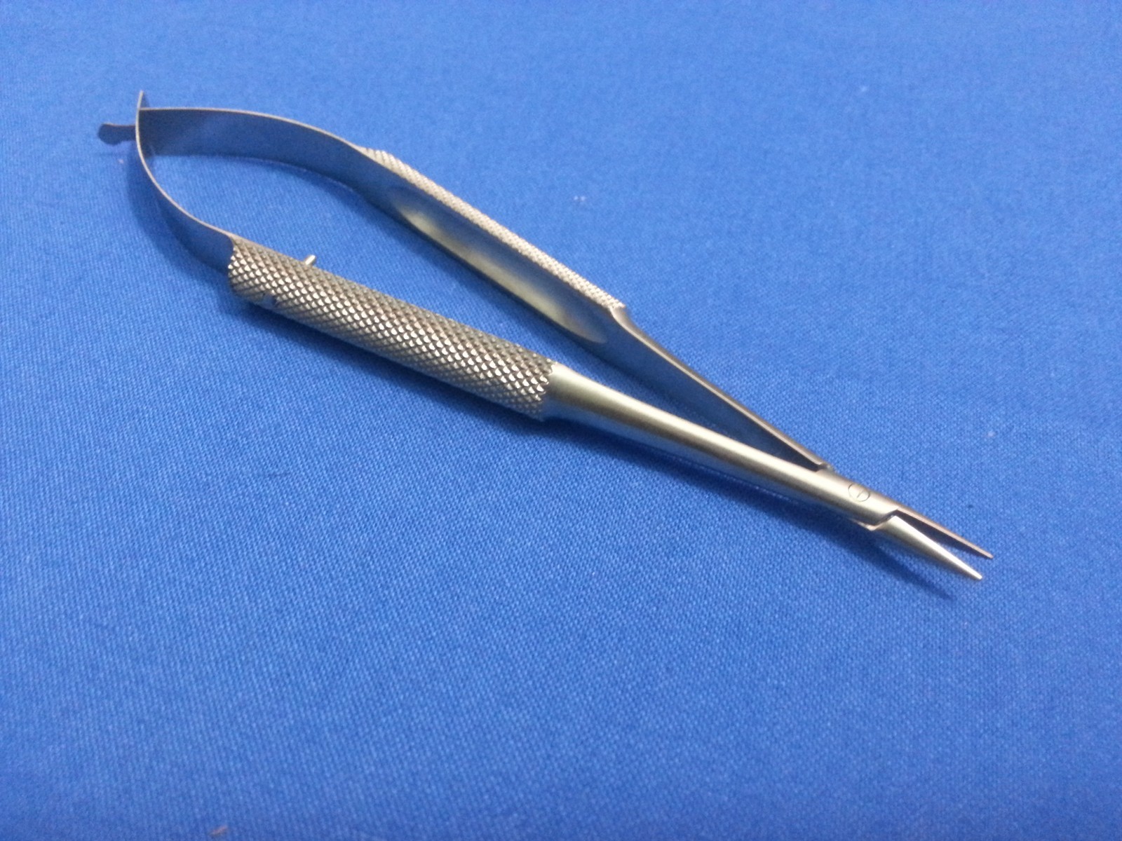 8 O.R GRADE CASTROVIEJO MICRO SURGERY NEEDLE HOLDERS SURGICAL INSTRUMENTS KIT