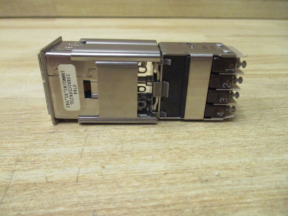 Eaton/Master Specialties 10EA1C1F4J3L Indicating Switch 00614708344