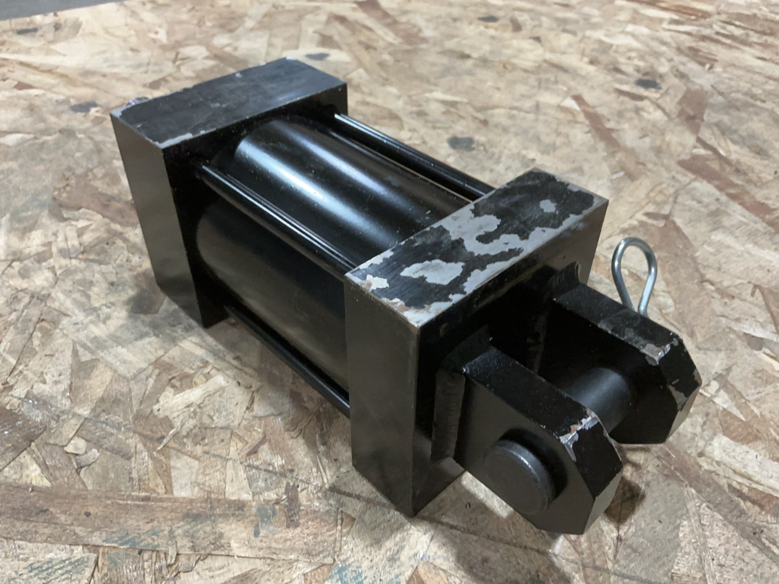 New Norgren EJ1255B1-3.25X5.000-AL-PS Pneumatic Cylinder Pmax: 250PSI – No Box